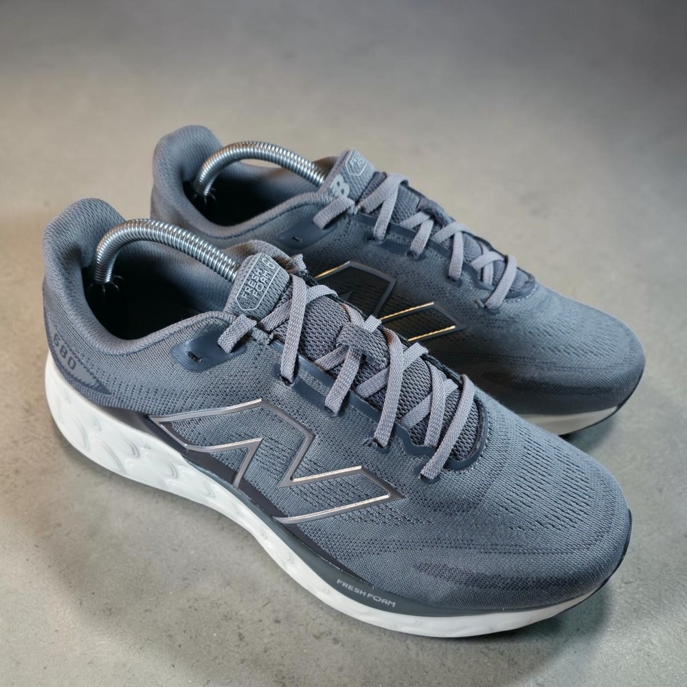 New Balance Fresh Foam 680v8 Running Shoes Mens 10.5 4E Gray Walking Sneakers